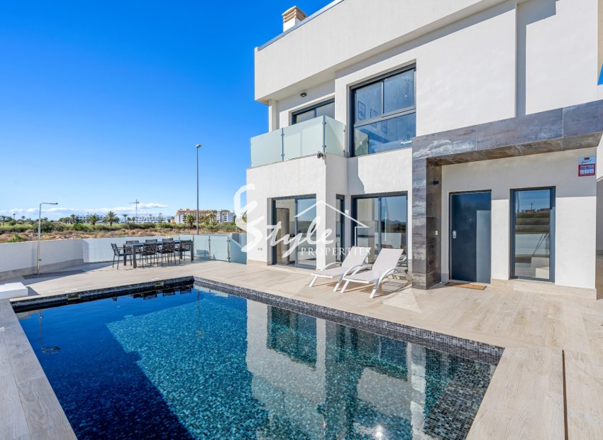 Resale - Villa - Los Alcazares - Bahia Bella