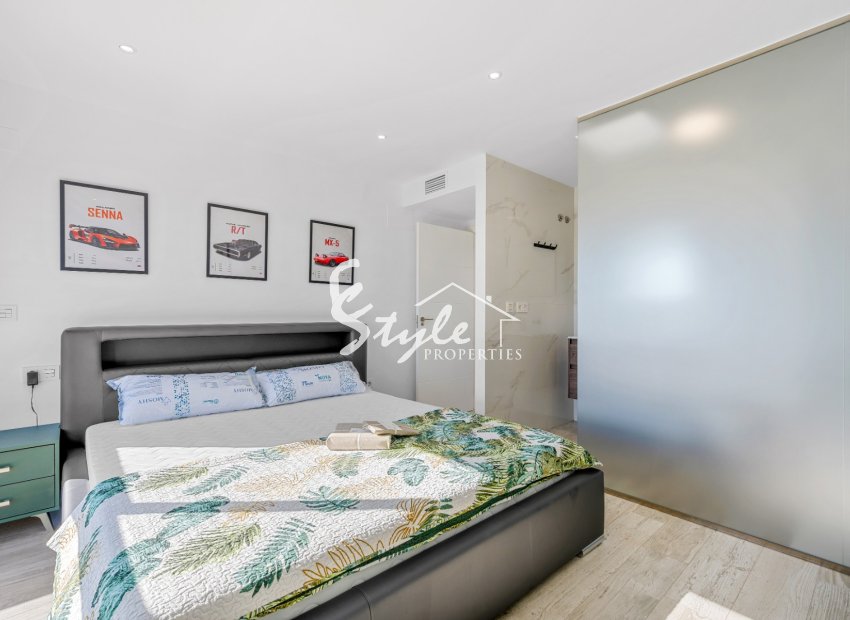 Resale - Villa - Los Alcazares - Bahia Bella