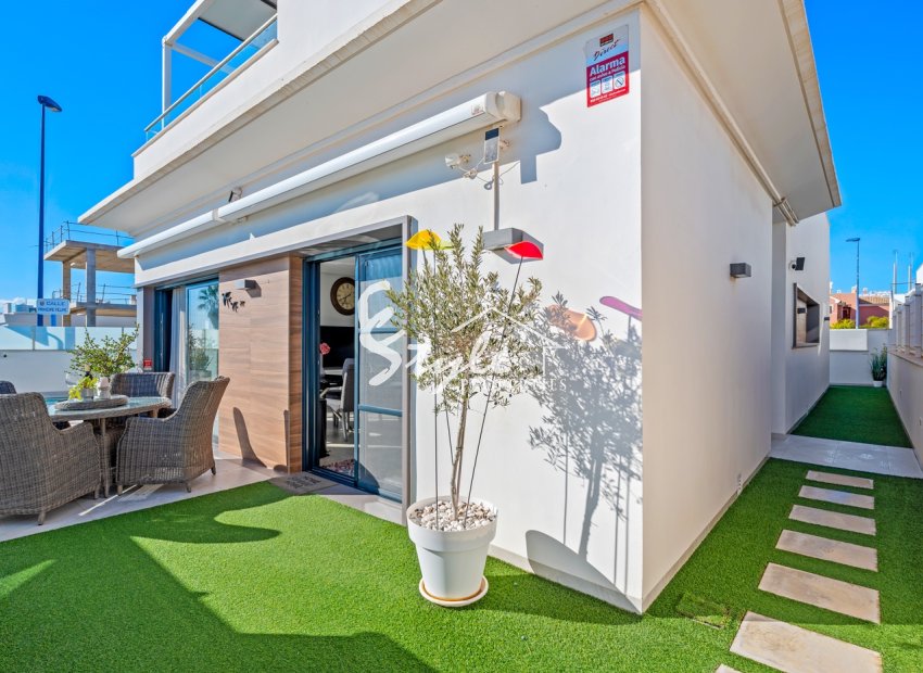 Resale - Villa - Los Alcazares - Euro Roda