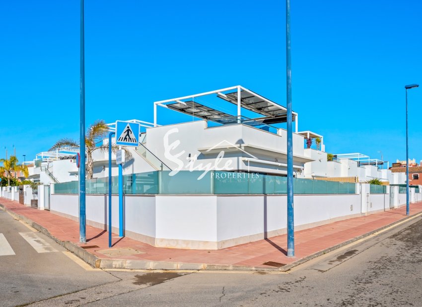 Resale - Villa - Los Alcazares - Euro Roda