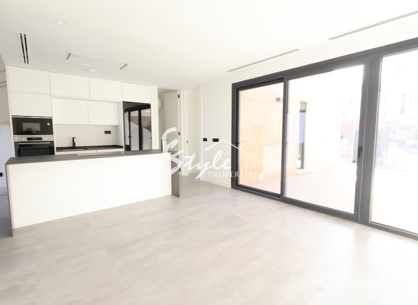 Resale - Villa - Los Alcazares