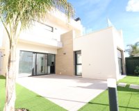 Resale - Villa - Los Alcazares