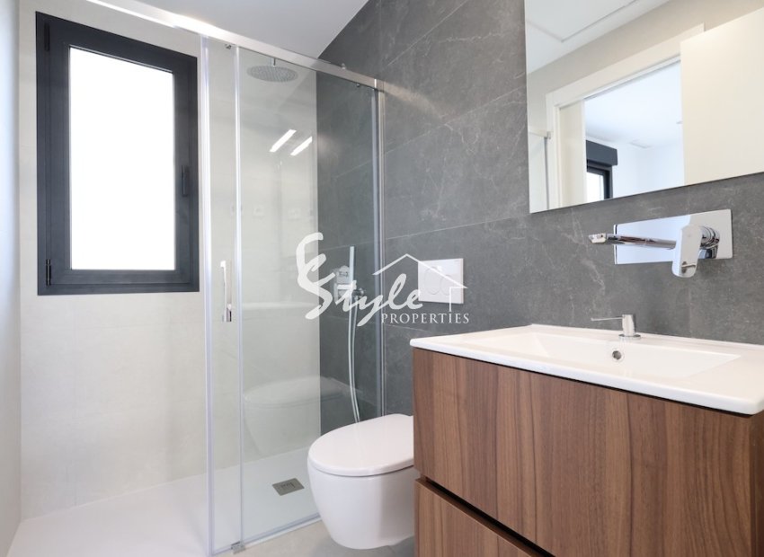 Resale - Villa - Los Alcazares