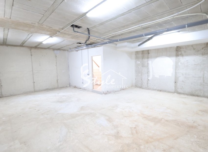 Resale - Villa - Los Alcazares