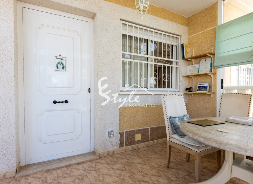 Resale - Villa - Los Altos