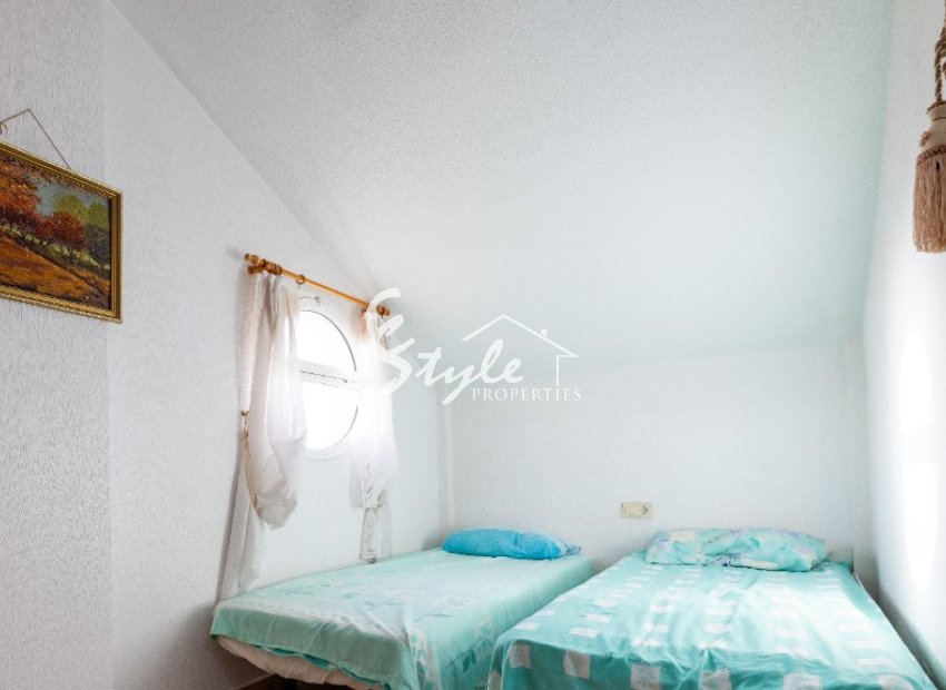 Resale - Villa - Los Altos