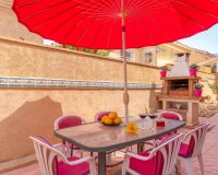 Resale - Villa - Los Altos