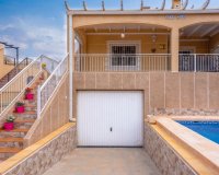 Resale - Villa - Los Altos