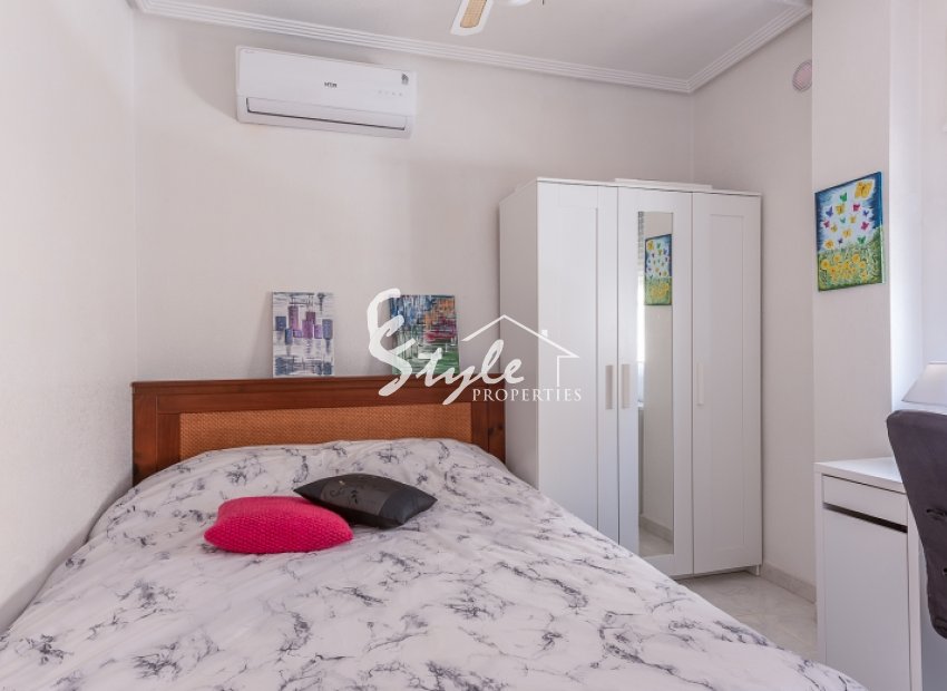 Resale - Villa - Los Altos