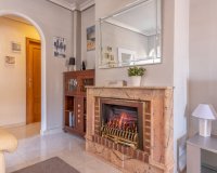 Resale - Villa - Los Altos