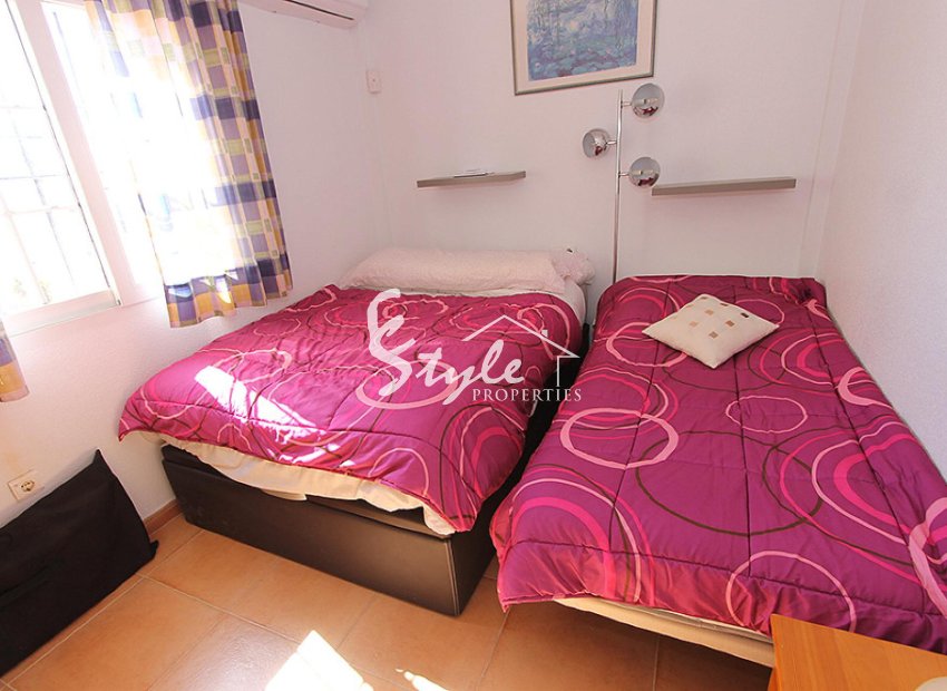 Resale - Villa - Los Altos