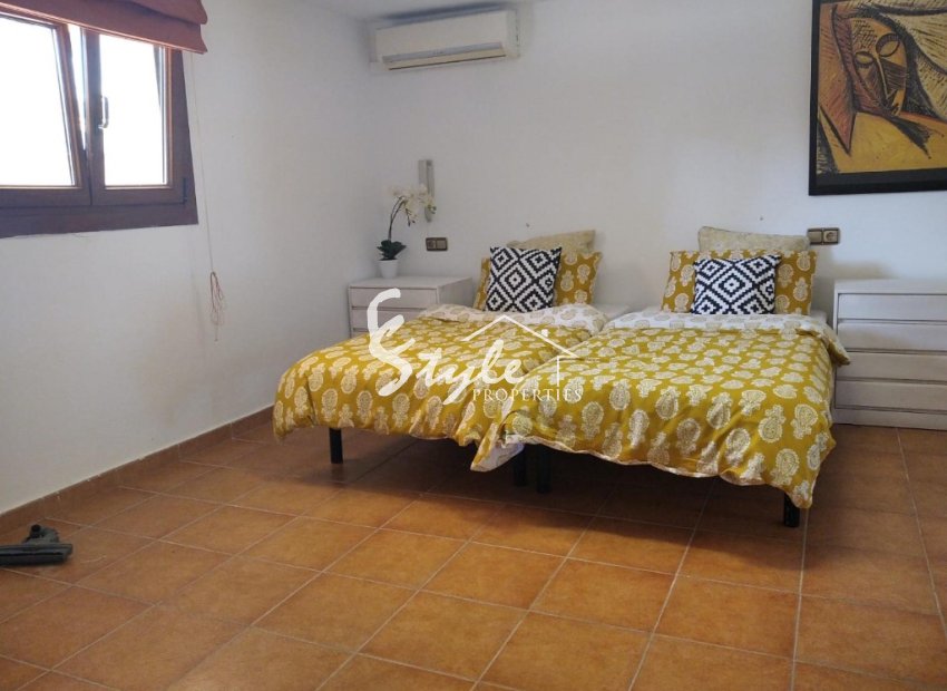 Resale - Villa - Los Balcones