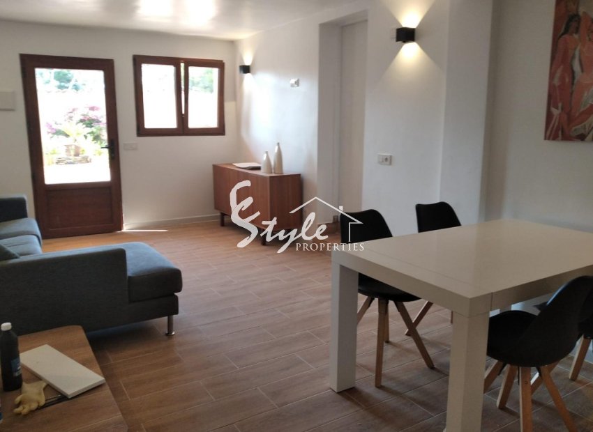 Resale - Villa - Los Balcones