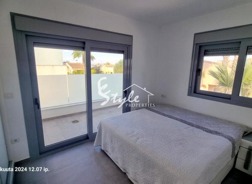 Resale - Villa - Los Balcones