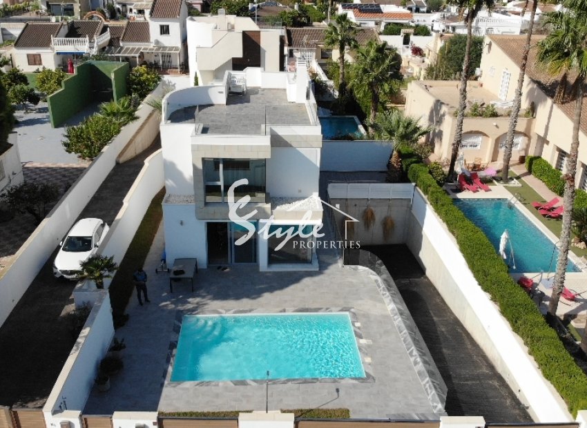 Resale - Villa - Los Balcones