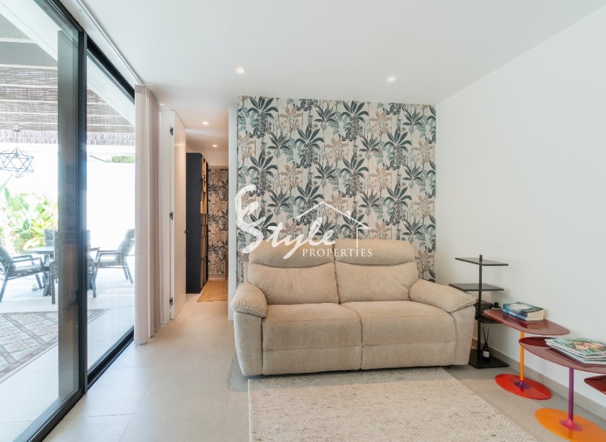 Resale - Villa - Los Balcones