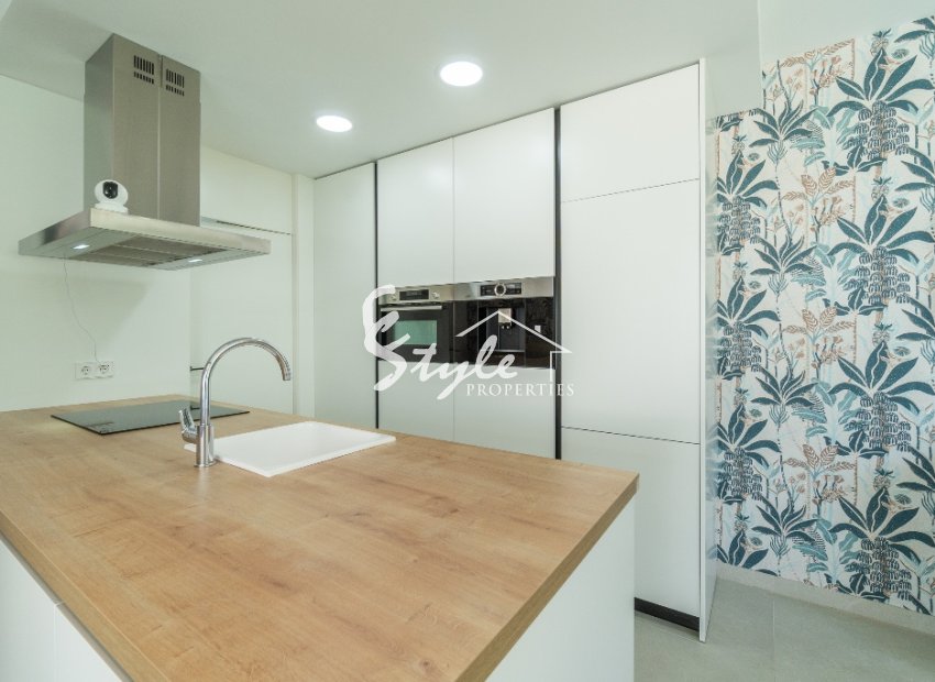 Resale - Villa - Los Balcones