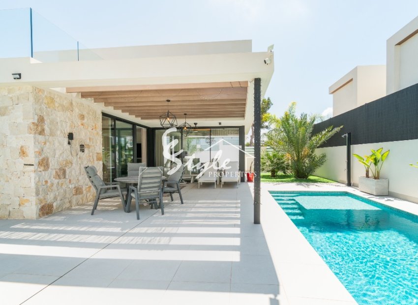 Resale - Villa - Los Balcones