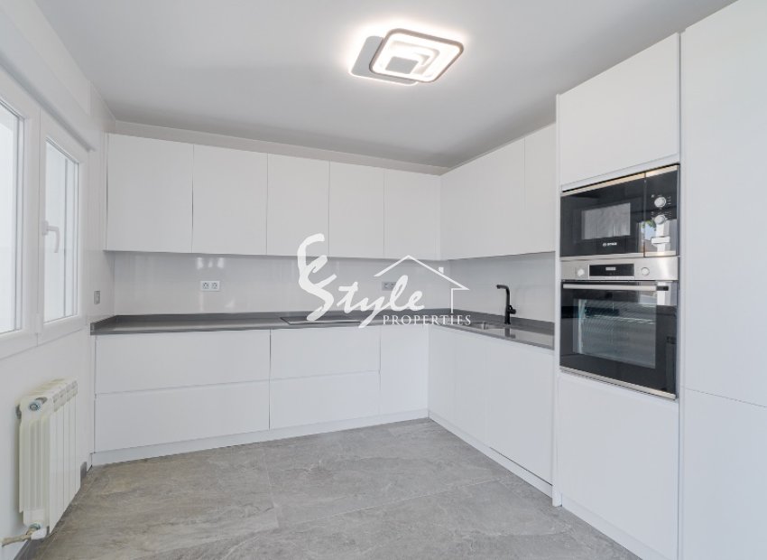 Resale - Villa - Los Balcones