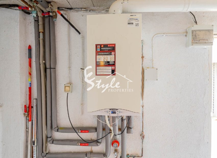 Resale - Villa - Los Balcones