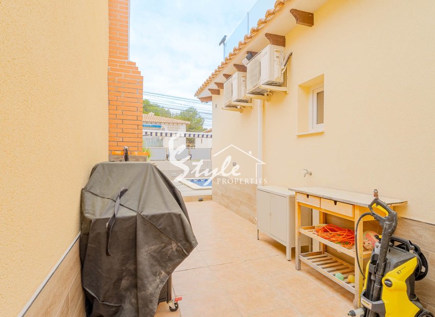 Resale - Villa - Los Balcones