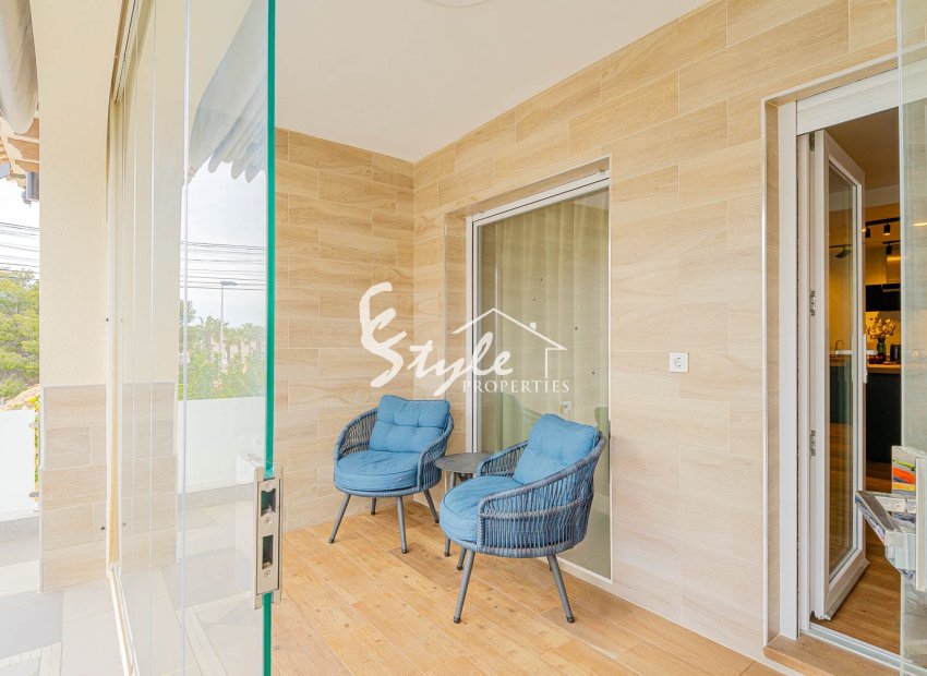 Resale - Villa - Los Balcones