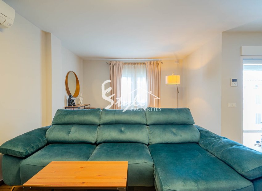 Resale - Villa - Los Balcones