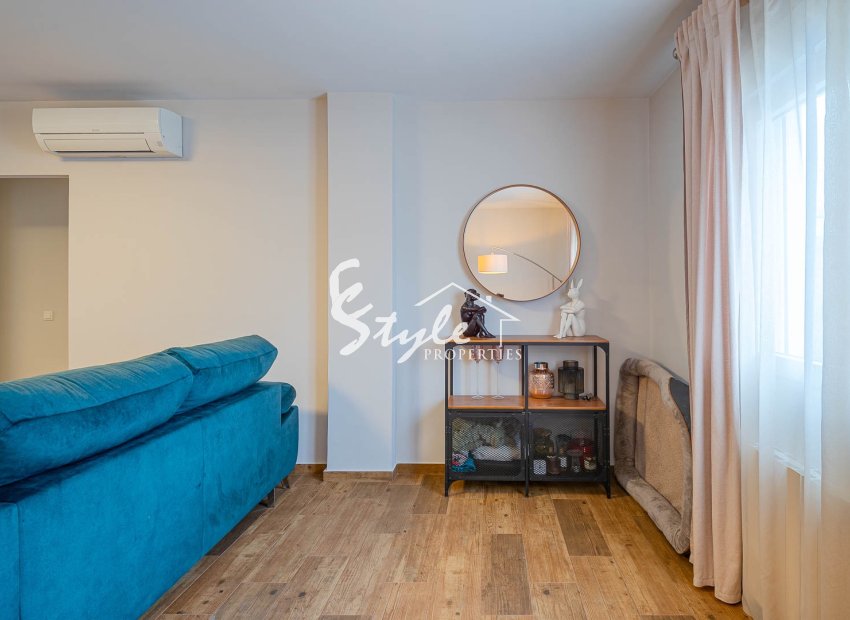 Resale - Villa - Los Balcones