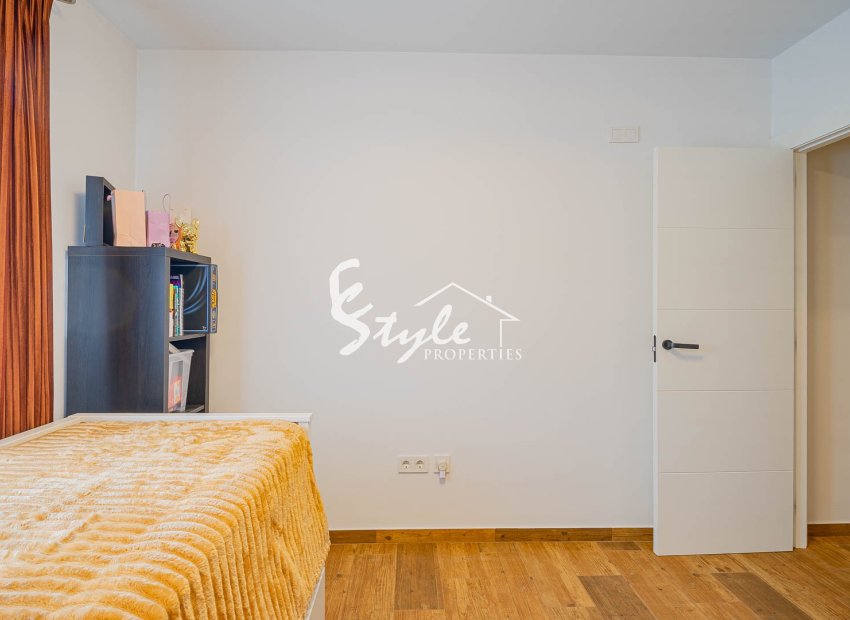 Resale - Villa - Los Balcones