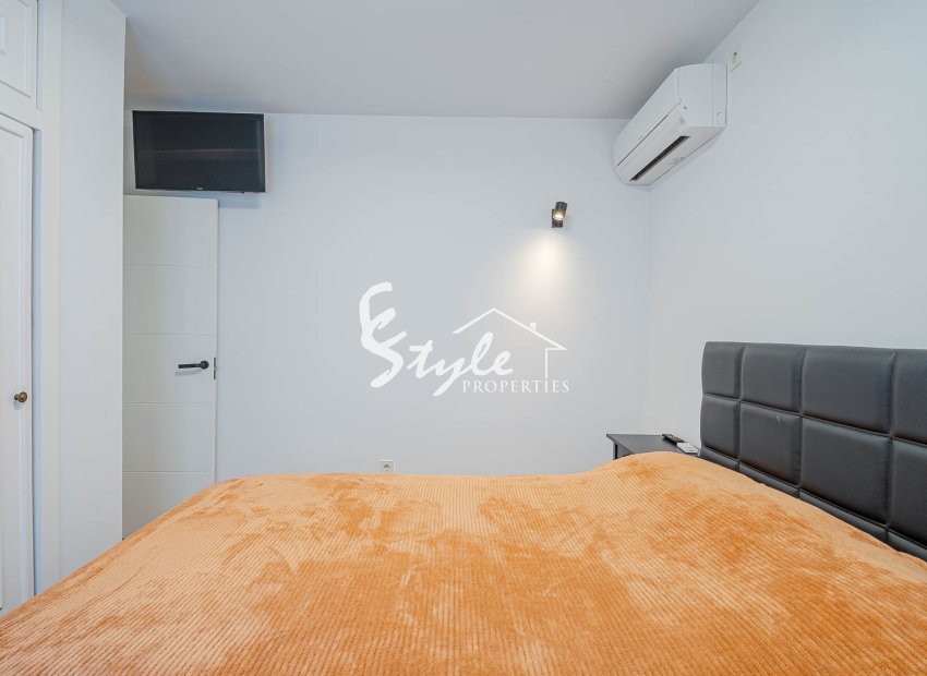 Resale - Villa - Los Balcones