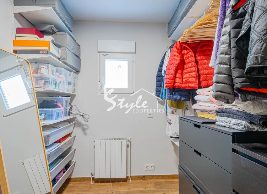 Resale - Villa - Los Balcones