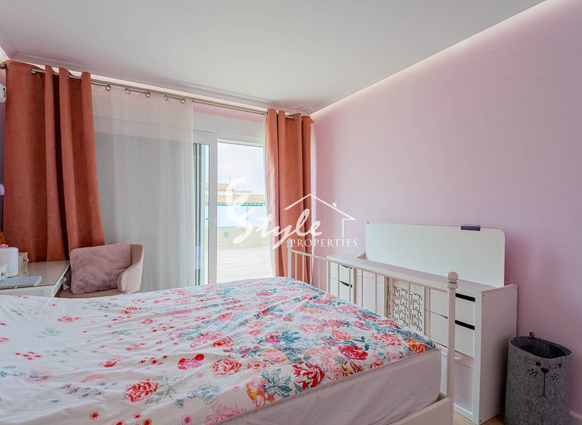 Resale - Villa - Los Balcones