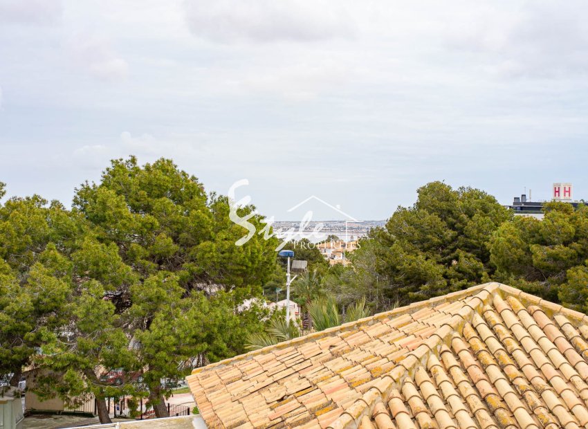 Resale - Villa - Los Balcones