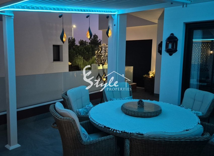 Resale - Villa - Los Montesinos - La Herada