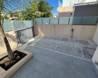 Resale - Villa - Mil Palmeras