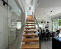 Resale - Villa - Mil Palmeras