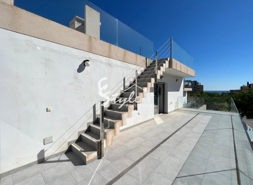 Resale - Villa - Mil Palmeras