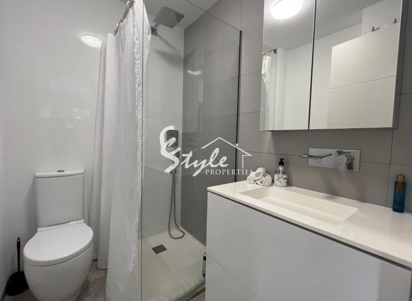 Resale - Villa - Mil Palmeras