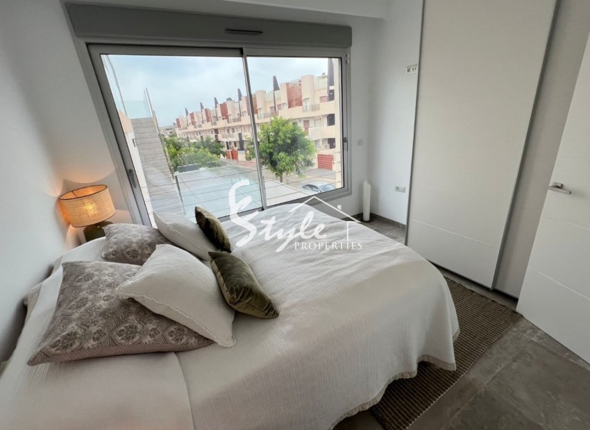 Resale - Villa - Mil Palmeras