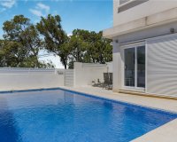 Resale - Villa - Mil Palmeras