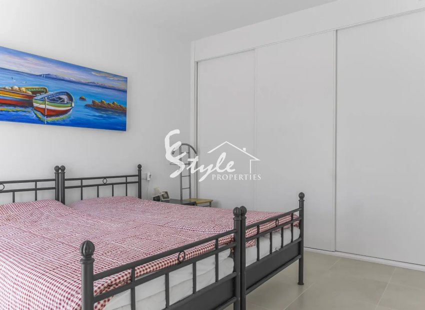 Resale - Villa - Mil Palmeras