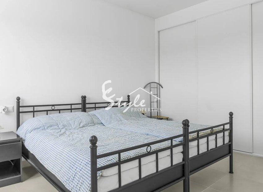 Resale - Villa - Mil Palmeras