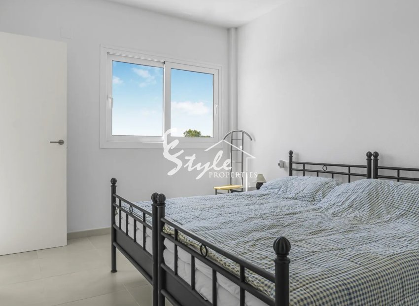 Resale - Villa - Mil Palmeras