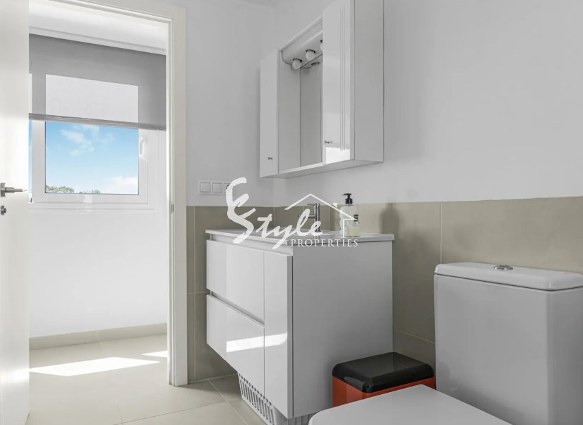 Resale - Villa - Mil Palmeras