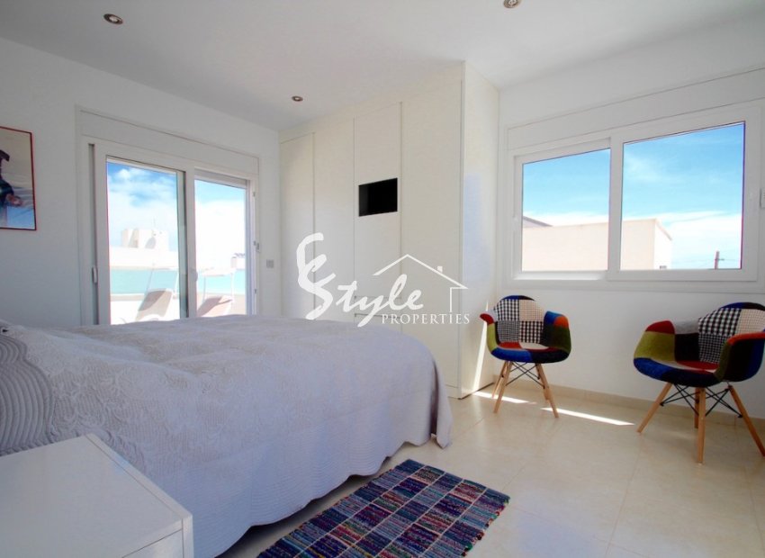 Resale - Villa - Mil Palmeras