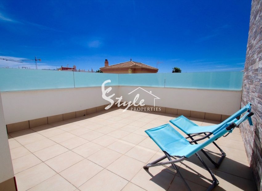 Resale - Villa - Mil Palmeras