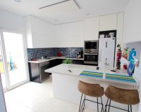 Resale - Villa - Mil Palmeras