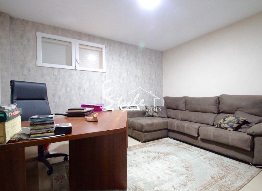 Resale - Villa - Mil Palmeras