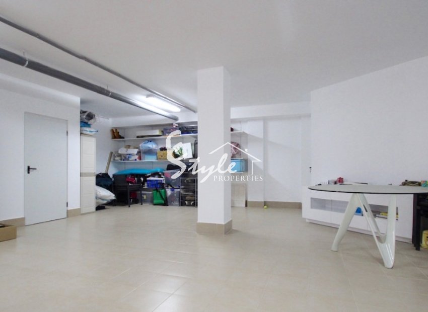 Resale - Villa - Mil Palmeras