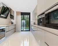 Resale - Villa - Orihuela Costa  - Agua Marina